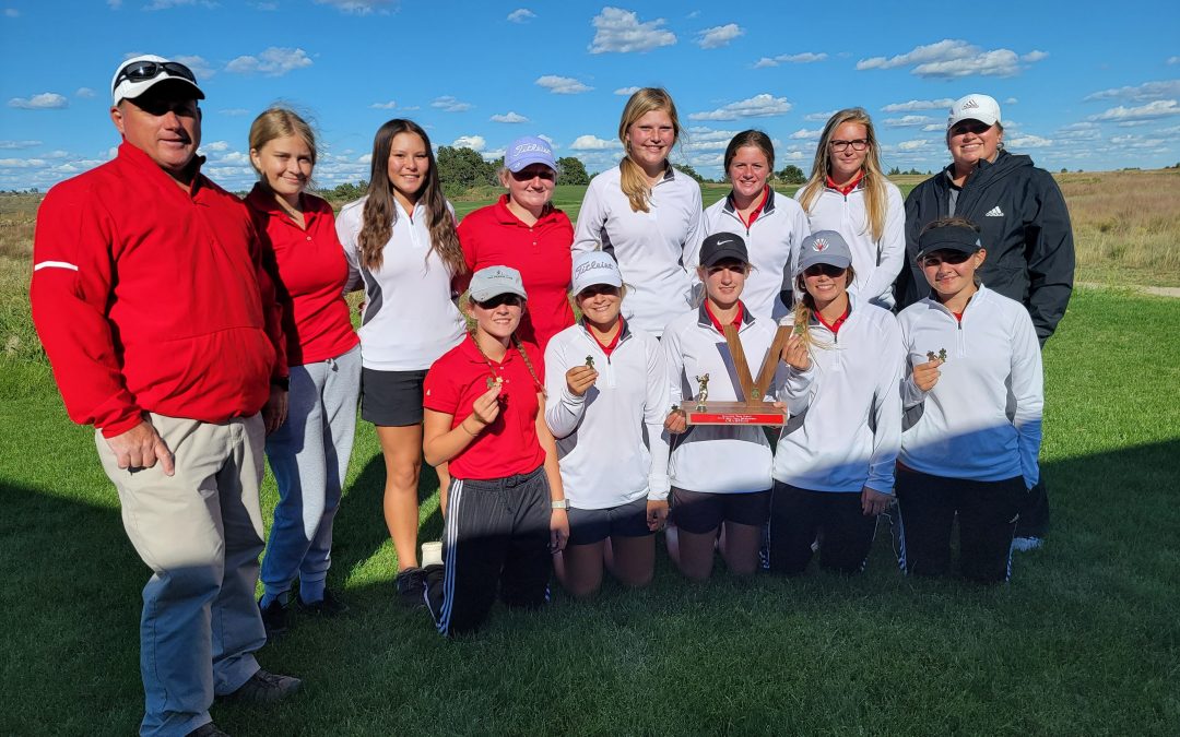 Lady Badger Golf Wins Own Invite