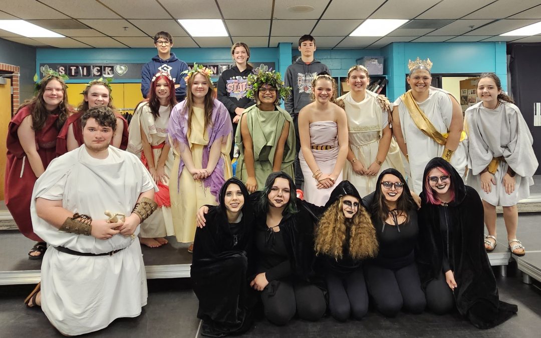 VHS One Act Competes at Districts